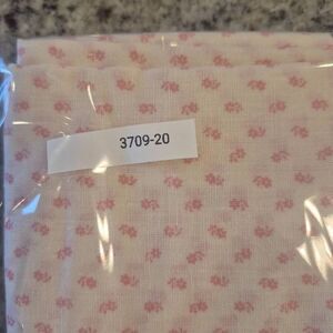 Fabric, Ivory & Dusty Pink Mini Flower Cotton 45" wide x 1/2 yd
